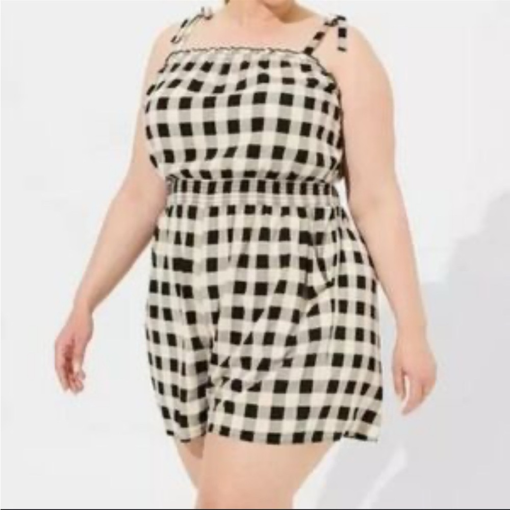 Torrid romper 2X Stretch Challis Tie Strap Romper Cream and Black Plaid Top